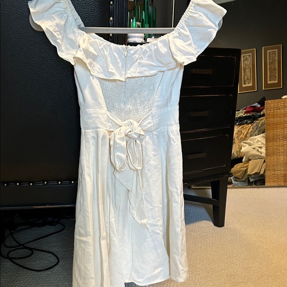 Zara White Ruffle Mini Dress - Picture 4 of 4